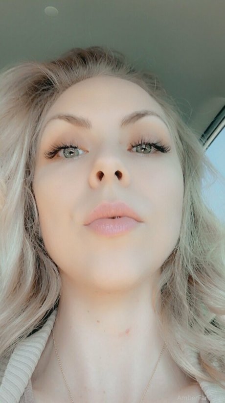 Nina Rei exklusive pornostar bilder