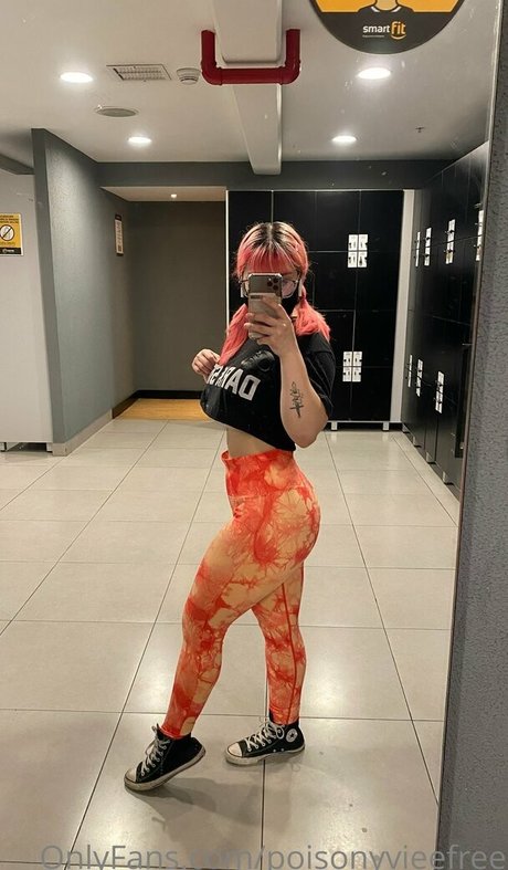 poisonyvieefree perfekte xxx archiv