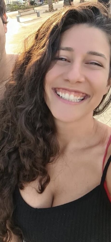 Hadar Simon kunst erwachsene bild