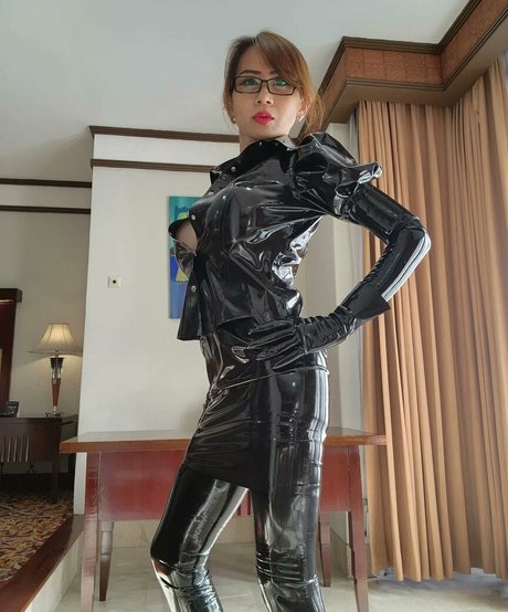 Aoi Kamogawa porno fotos