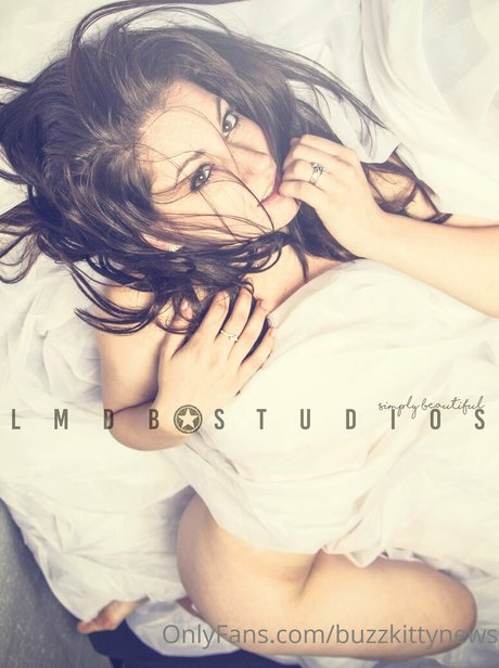 buzzkittynews kostenlose xxx archiv