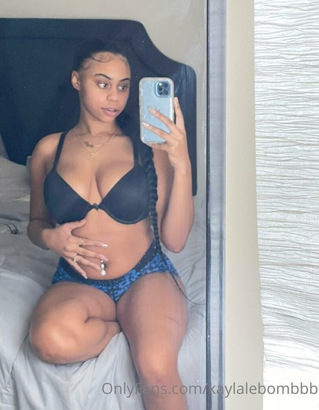 kaylalebombbb porno nackt archiv
