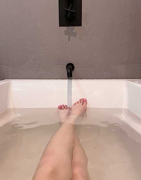 Peaches Tien pornostar erwachsene bilder