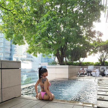 ChloeChoi420 hd nacktheit bilder