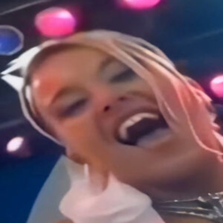 Lost Caps TV pornostar nackte foto