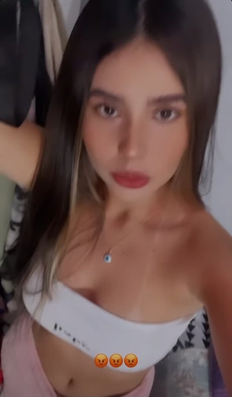 Carlevellyn schauspielerin schöne fotos