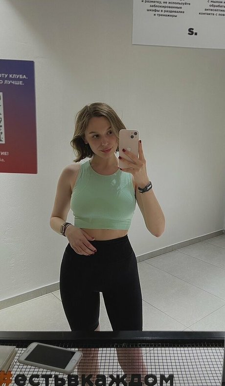 Miraclekity nackt erotische foto