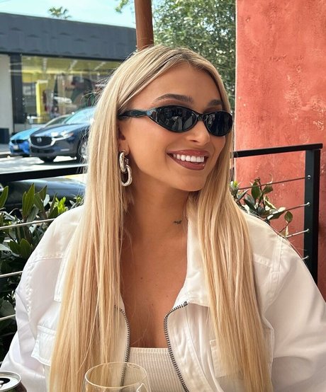 Camaryn Swanson erwachsene xxx bild