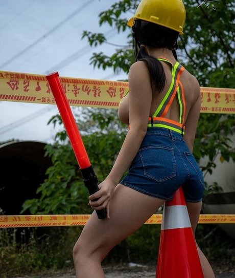 Sharon Wei kunst nackte galerie