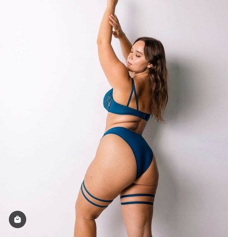 Veneziacruz schauspielerin xxx galerie