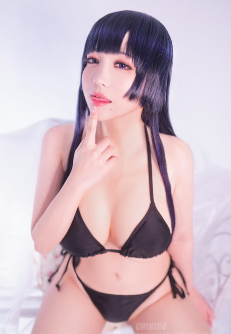 Chihiro Chang sexy top galerie