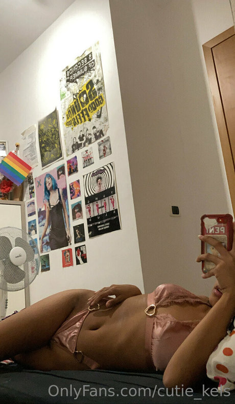 cutie kels pornografische pornostar foto