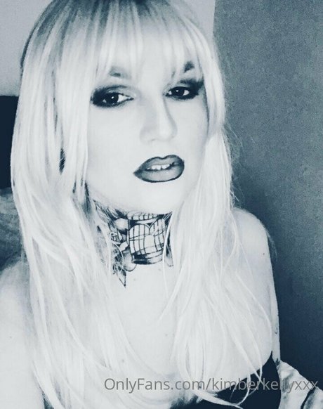 kimberkellyxxx schauspielerin exklusive galerien
