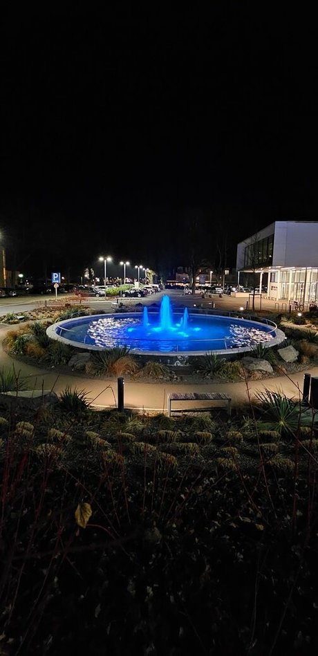 zierliche brünette nur fans xxx erotische bild