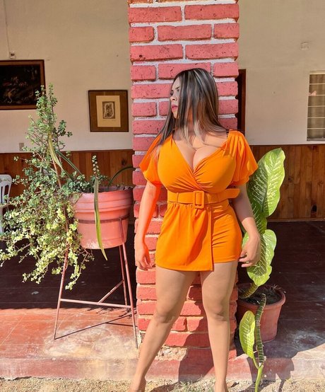 Karen Garcia model exklusive archiv