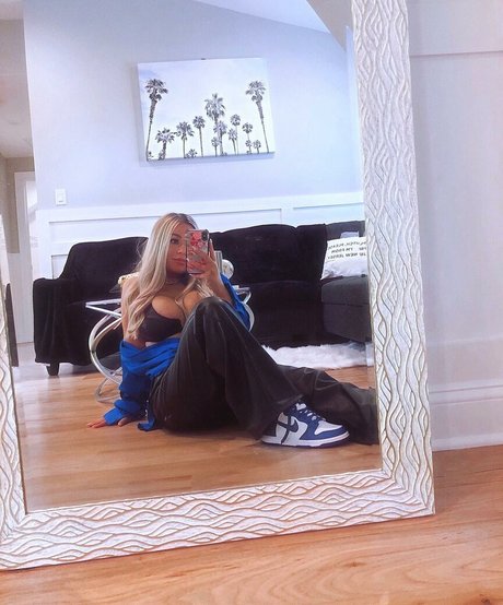 Tatiana Gianacopoulos freie nackten fotos