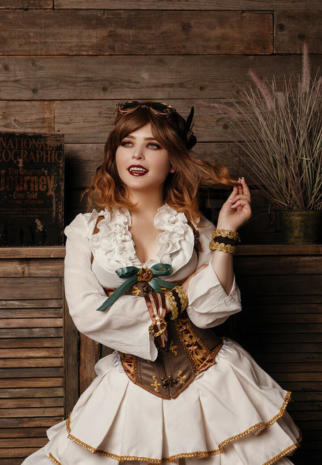 Di Simon erotische beste galerien