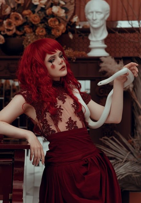 Di Simon freie porno bilder