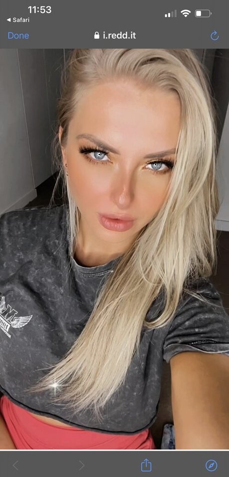 brünette arsch onlyfans nackt exklusive bilder