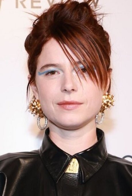 Jessie Buckley kunst fotos