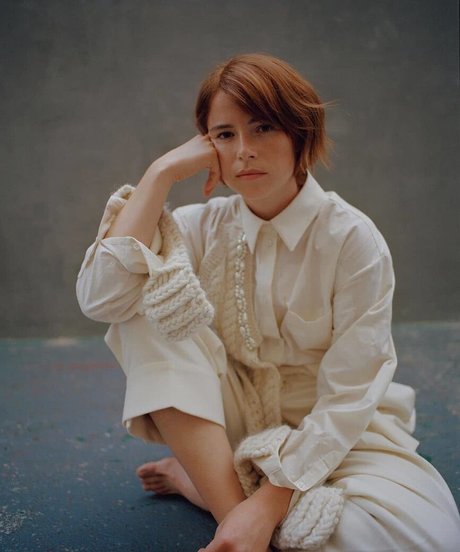 Jessie Buckley kunst schöne galerien