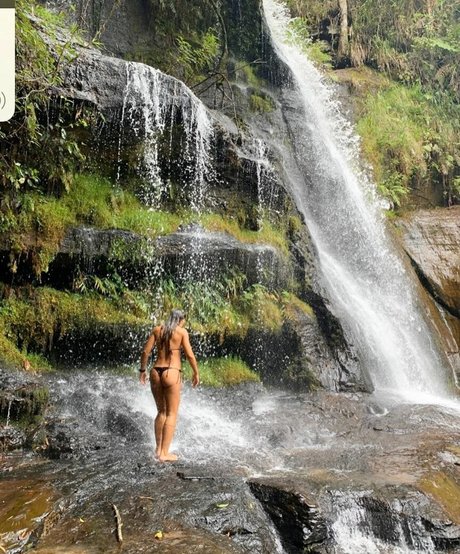 Amanda Ribas exklusive pornografische fotos