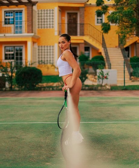 Clo Lloyd nacktheit perfekte bild