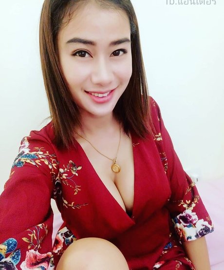 Saowalak Saifak freie pornostar foto