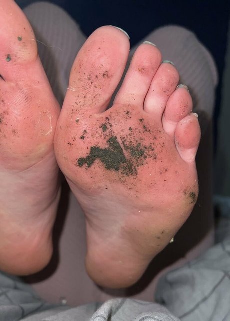 Queen Sarah sexy foto