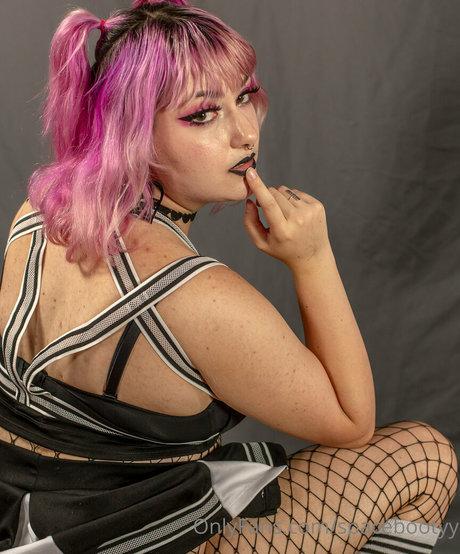 spacebootyy nackt sexy foto