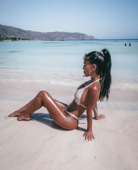 Isabel Raad kostenlose nacktheit archiv