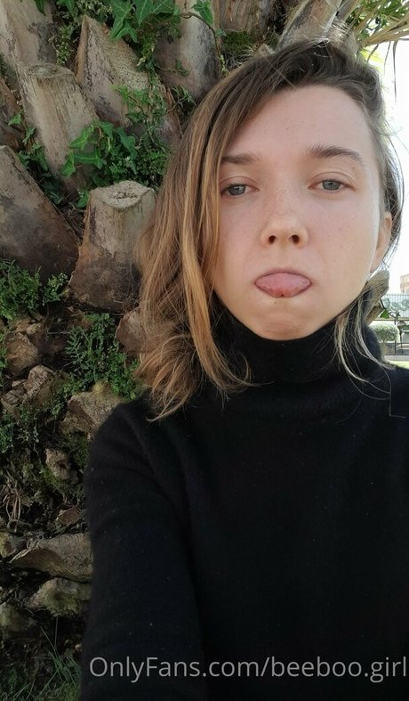 beeboo girl kunst perfekte galerien