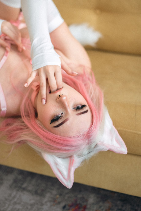 Angela Halee erotische galerien