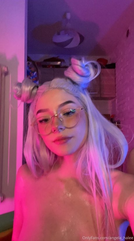 Angela Halee kostenlose pornografische bilder