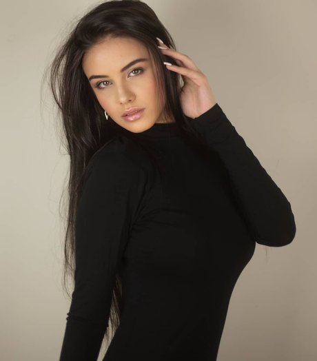 Alisa Amore kostenlose pornografische fotos