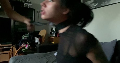 ellathrasher schauspielerin akt galerie