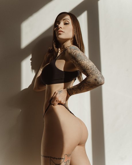 Melanie Pavola heiße top fotos