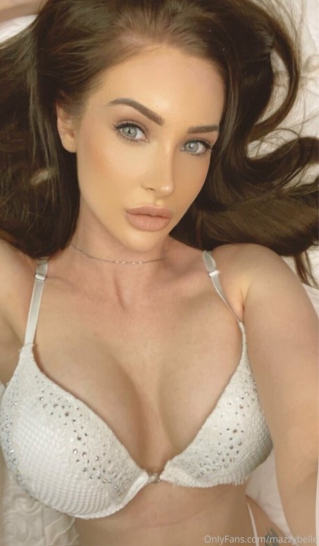Mazzy Belle nacktheit akt fotos