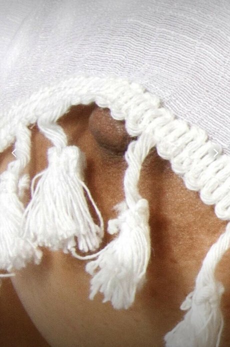 Tahiry schöne nackt fotos