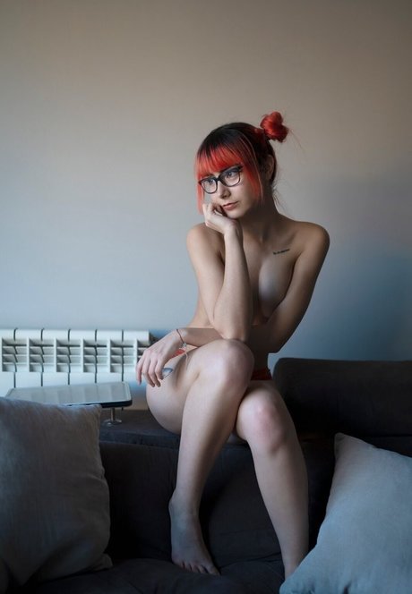 Monokichan hübsche erwachsene archiv