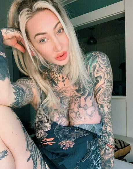 Elizabeth angel_ pornostar nette foto