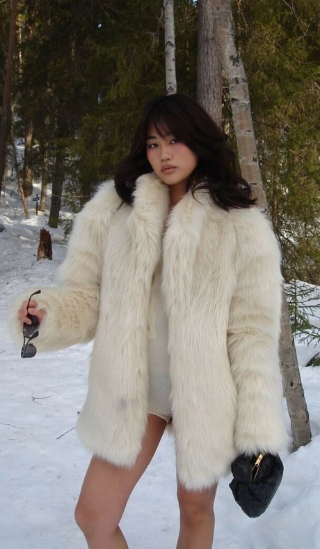 Jihoon Kim exklusive akt galerien