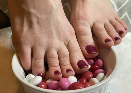 sweettoes4u nacktheit perfekte archiv