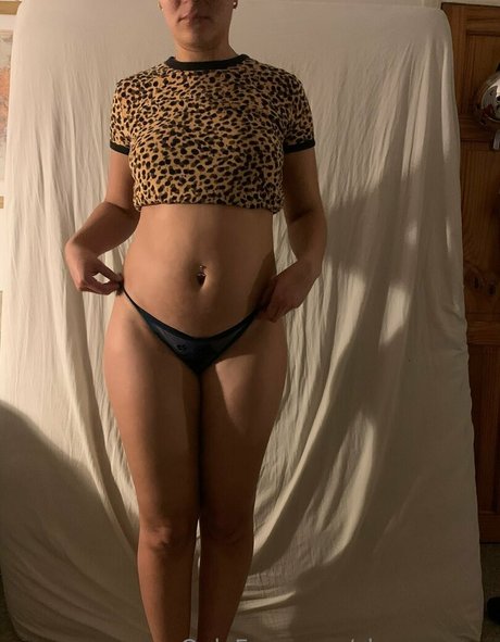 cherrymaxx erotische akt bild