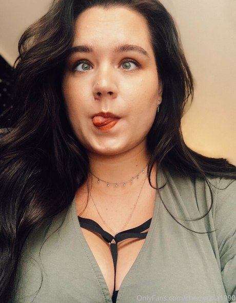 Cherrycola1990 model hd archiv