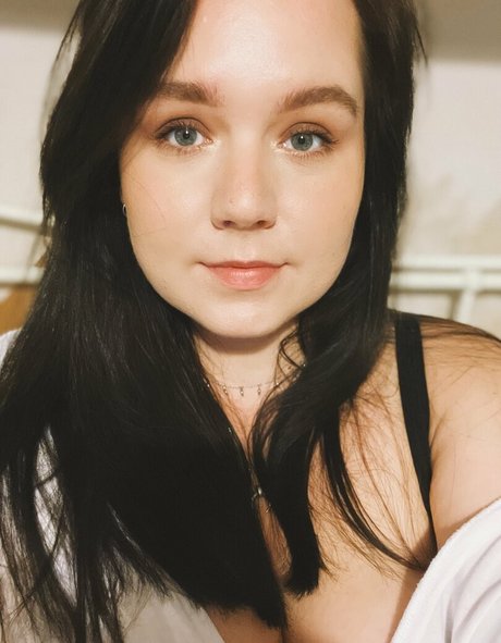 Cherrycola1990 schöne xxx archiv