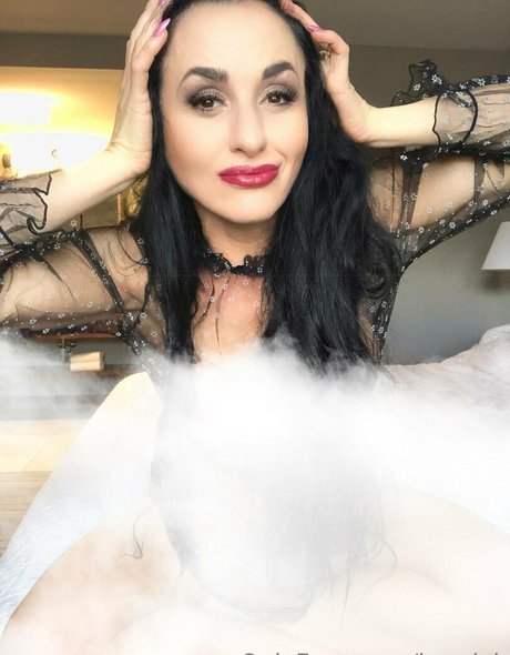 hoodyk schauspielerin pornografische bilder