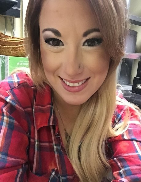 Goddessluna106 xxx porno foto