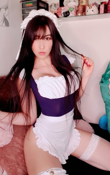 Hakicosmodel nacktheit top fotos