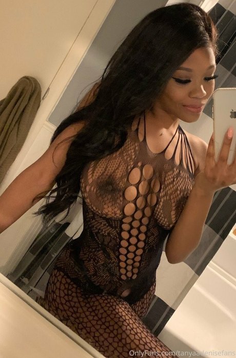 Tanyaadenisefans schöne beste foto